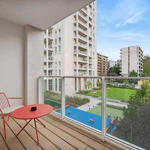  Apartment Limehome Via Stresa Italy